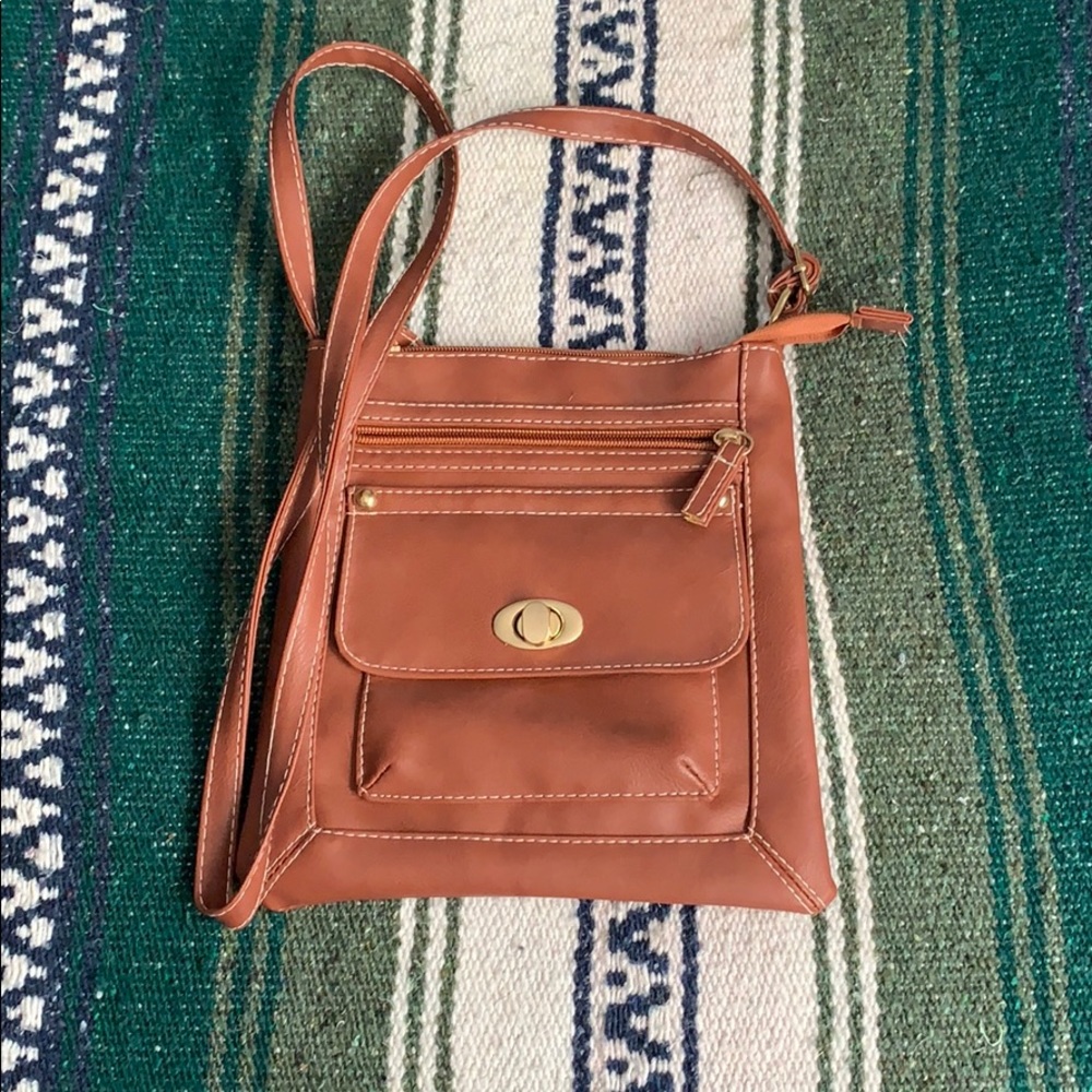 Shoulder purse